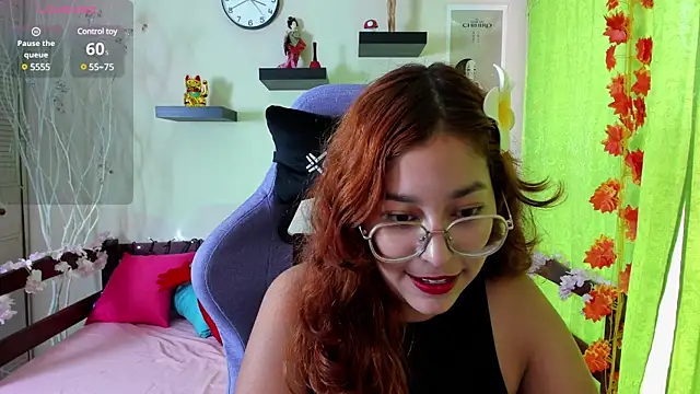 Snapshot of _Moon_Johnson chatting on 10, 2, 2025  Moon Johnson online show from 10, 2, 2025