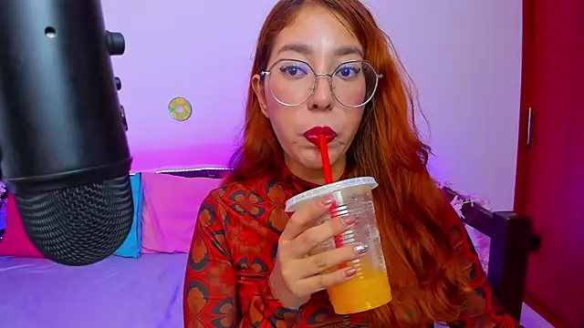 Snapshot of _Moon_Johnson chatting on 14, 9, 2025  Moon Johnson online show from 14, 9, 2025