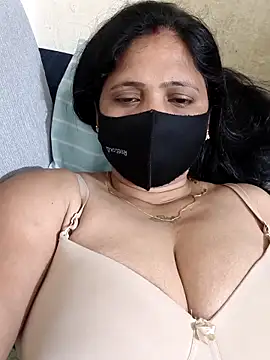 Snapshot of Neha8923 chatting on 22, 10, 2025 Neha8923 online show from 22, 10, 2025