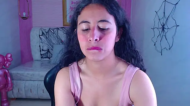 Snapshot of paris_sub1_ chatting on 21, 10, 2025 paris sub1 online show from 21, 10, 2025