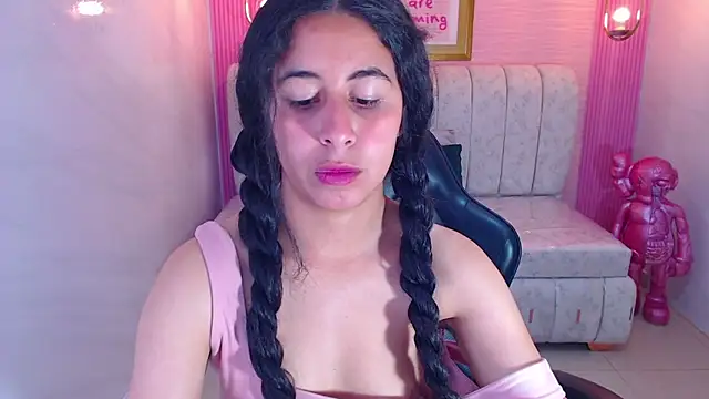 Snapshot of paris_sub1_ chatting on 27, 10, 2025 paris sub1 online show from 27, 10, 2025