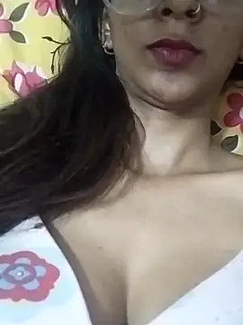 Aaliya Love online show from 27, 2, 2025