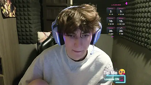 Snapshot of bambelbye chatting on 15, 2, 2025 bambelbye online show from 15, 2, 2025