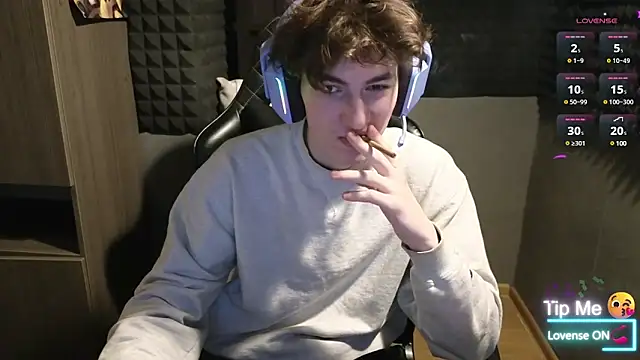 Snapshot of bambelbye chatting on 23, 2, 2025 bambelbye online show from 23, 2, 2025