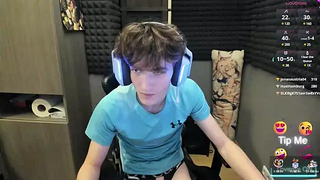 Snapshot of bambelbye chatting on 17, 12, 2024 bambelbye online show from 17, 12, 2024