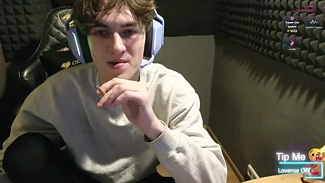 Snapshot of bambelbye chatting on 25, 2, 2025 bambelbye online show from 25, 2, 2025