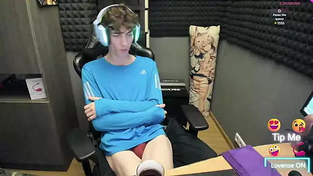 Snapshot of bambelbye chatting on 13, 12, 2024 bambelbye online show from 13, 12, 2024