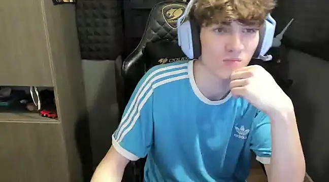 Snapshot of bambelbye chatting on 10, 1, 2025 bambelbye online show from 10, 1, 2025