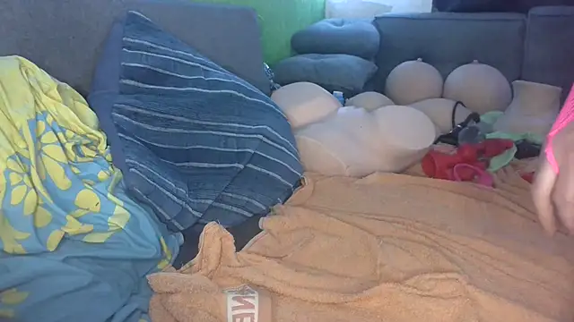 Puppy Bimbo Juliette online show from 16, 11, 2025