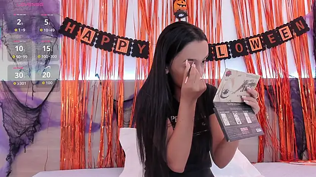 Snapshot of nataliiiiia chatting on 20, 10, 2025 nataliiiiia online show from 20, 10, 2025