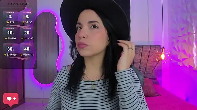 Snapshot of tatiana_sc chatting on 13, 9, 2025 tatiana sc online show from 13, 9, 2025