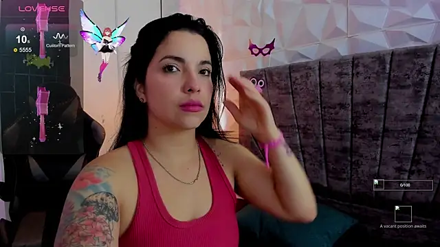 Snapshot of tatiana_sc chatting on 28, 10, 2025 tatiana sc online show from 28, 10, 2025