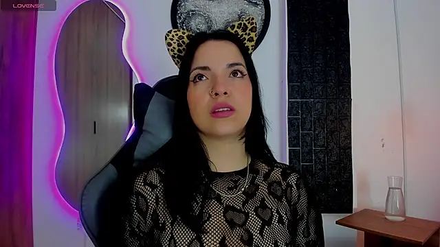 Snapshot of tatiana_sc chatting on 6, 10, 2025 tatiana sc online show from 6, 10, 2025