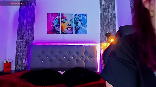 Snapshot of tatiana_sc chatting on 8, 3, 2025 tatiana sc online show from 8, 3, 2025