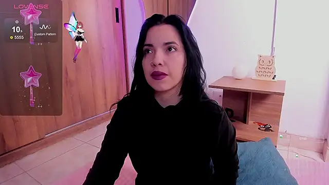 Snapshot of tatiana_sc chatting on 25, 10, 2025 tatiana sc online show from 25, 10, 2025