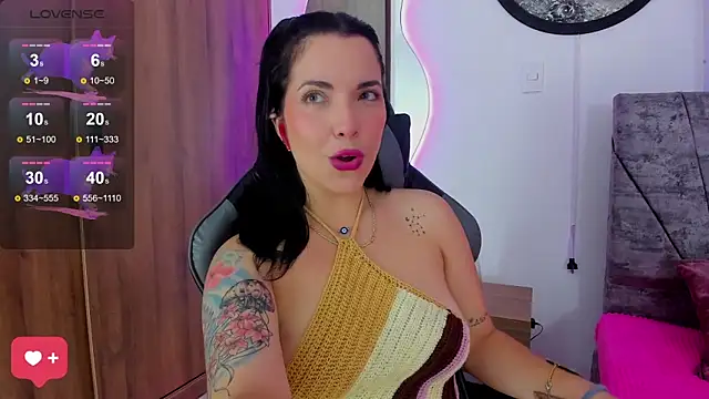 Snapshot of tatiana_sc chatting on 11, 9, 2025 tatiana sc online show from 11, 9, 2025