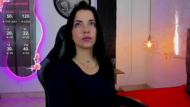 Snapshot of tatiana_sc chatting on 13, 11, 2025 tatiana sc online show from 13, 11, 2025