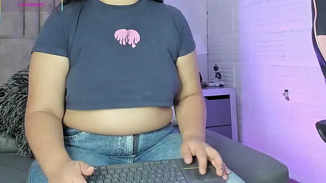 EmmaBecket2 online show from 11, 10, 2025