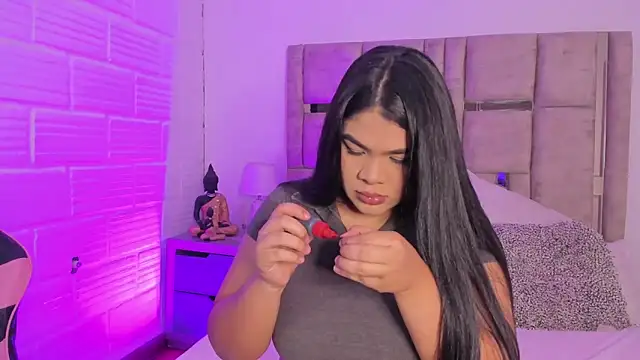 EmmaBecket2 online show from 19, 11, 2025