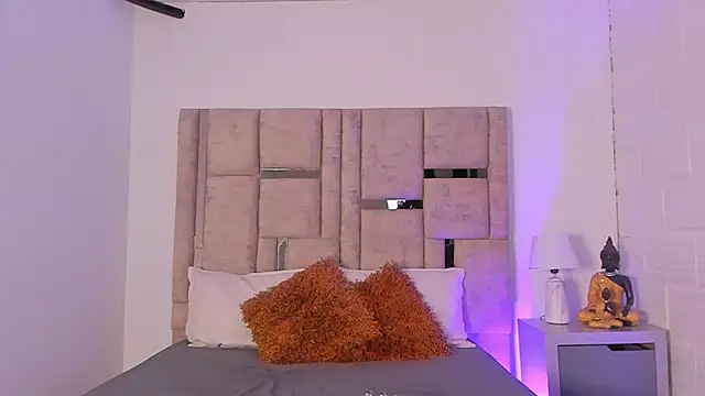 EmmaBecket2 online show from 17, 10, 2025