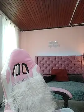 samanta owenss online show from 28, 2, 2025