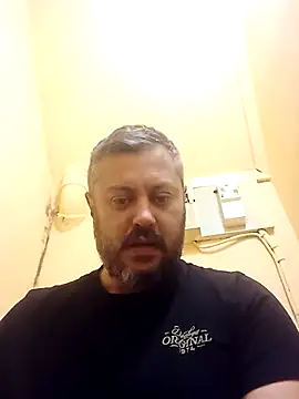 Snapshot of richton62 chatting on 18, 7, 2026 richton62 online show from 18, 7, 2026