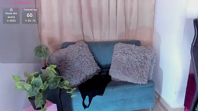 Danielacossio online show from 21, 12, 2025