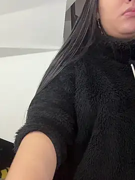 Annie9  online show from 29, 11, 2025