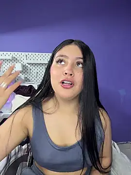 Annie9  online show from 4, 12, 2025