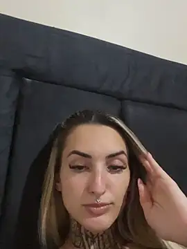 hotskinny1 online show from 5, 3, 2025