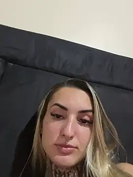 hotskinny1 online show from 4, 3, 2025
