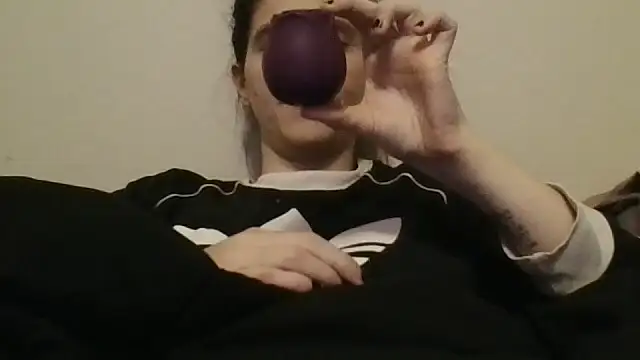 Snapshot of Prettypixie113 chatting on 28, 10, 2025 Prettypixie113 online show from 28, 10, 2025