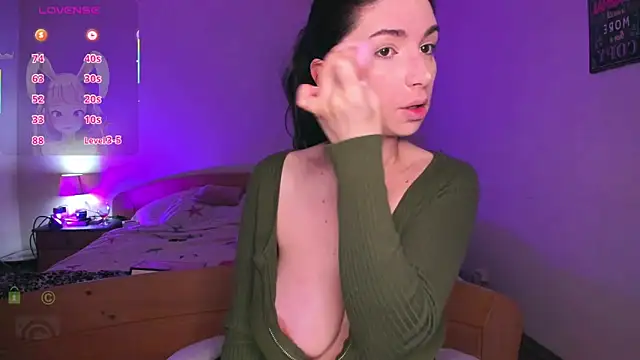 Snapshot of AdellaLoveX chatting on 9, 5, 2026 AdellaLoveX online show from 9, 5, 2026