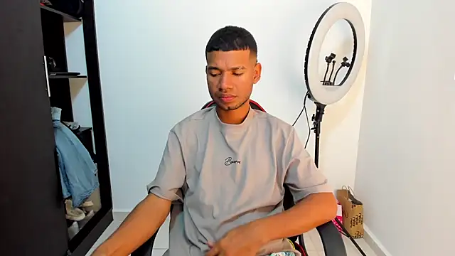 Camilo Marin online show from 4, 12, 2024