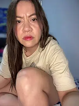 Iam  Cristal online show from 3, 3, 2025
