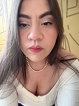 Iam  Cristal online show from 11, 11, 2025