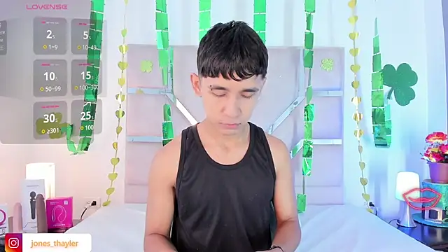 Thayler jones online show from 12, 3, 2026