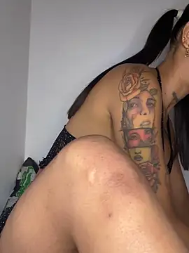 Snapshot of paisitahot1975 chatting on 7, 10, 2025 paisitahot1975 online show from 7, 10, 2025