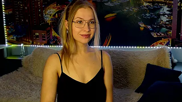 Snapshot of pusyavykusya chatting on 12, 11, 2025 pusyavykusya online show from 12, 11, 2025