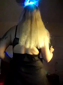 DesireSatler online show from 9, 11, 2025