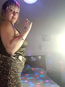 Snapshot of DesireSatler chatting on 2, 8, 2026 DesireSatler online show from 2, 8, 2026