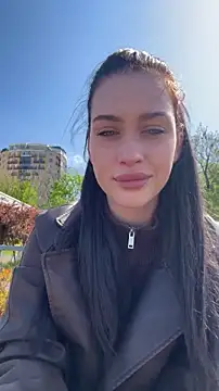 KikiWatson online show from 23, 4, 2026