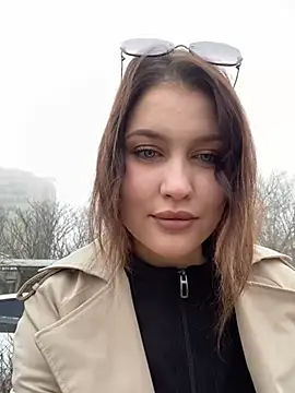 KikiWatson online show from 26, 1, 2025