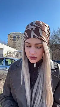 KikiWatson online show from 8, 3, 2026