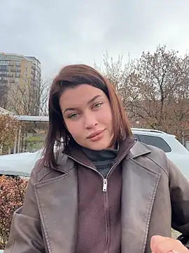 KikiWatson online show from 13, 11, 2025