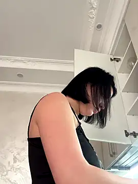 KikiWatson online show from 30, 11, 2025