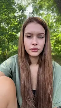 KikiWatson online show from 19, 6, 2026