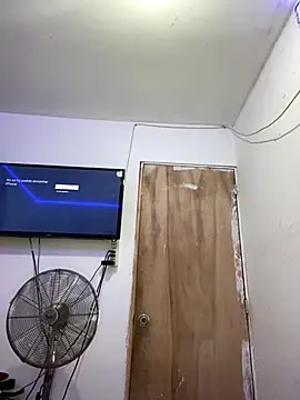 Snapshot of LatinBoysxxx chatting on 25, 1, 2025 LatinBoysxxx online show from 25, 1, 2025