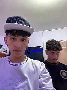 Snapshot of LatinBoysxxx chatting on 25, 12, 2024 LatinBoysxxx online show from 25, 12, 2024