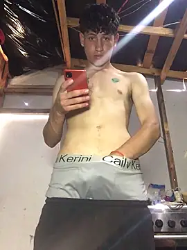 LatinBoysxxx online show from 18, 2, 2026